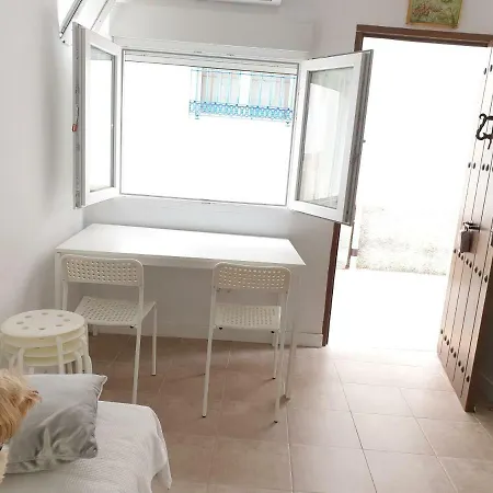 El Palo Beach House *